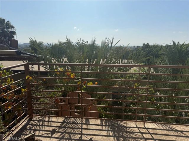 1994 Stanley, Signal Hill, CA 90755