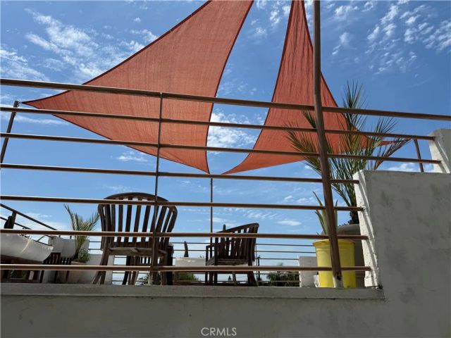 1994 Stanley, Signal Hill, CA 90755