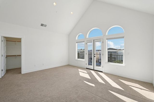 3533 Crocker Dr, Sacramento, CA 95818