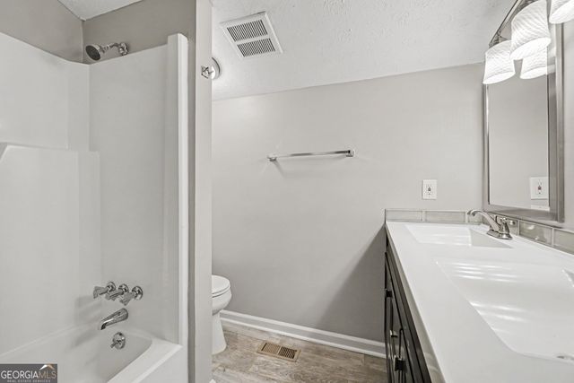 350 Willow Glenn Court NE, Marietta, GA 30068