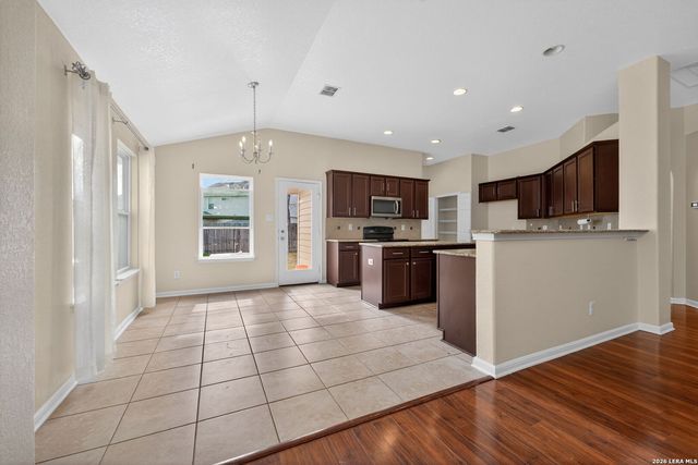 5310 Gemsbuck Chase, San Antonio, TX 78251