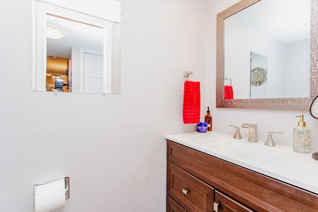 840 DIGHTON Lane, Schaumburg, IL 60173