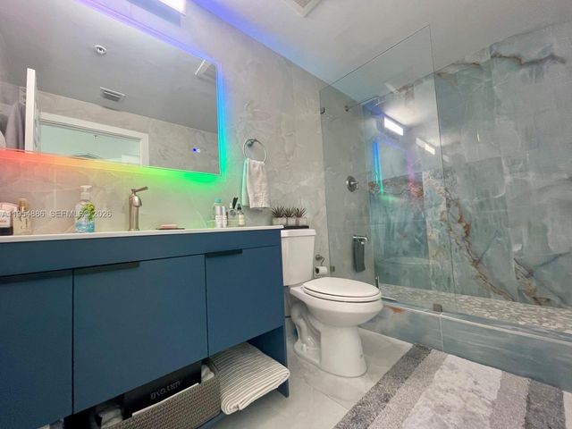 140 S Dixie Hwy 527, Hollywood, FL 33020