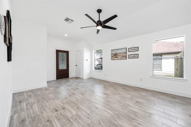 5130 Riverwood Drive, Richmond, TX 77469