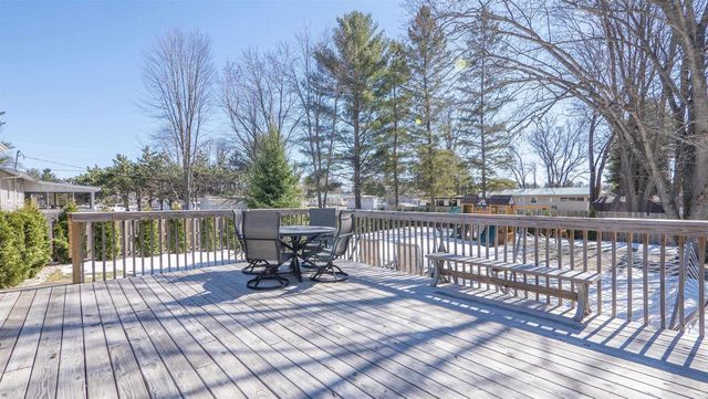 707 SUNSET DRIVE, Redgranite, WI 54970