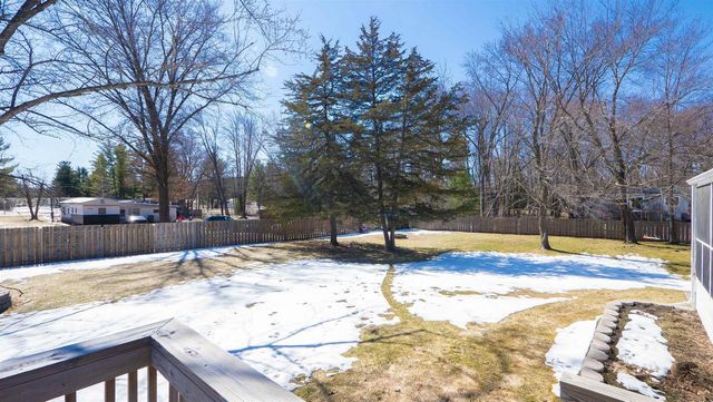 707 SUNSET DRIVE, Redgranite, WI 54970