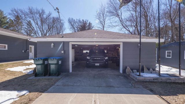 707 SUNSET DRIVE, Redgranite, WI 54970