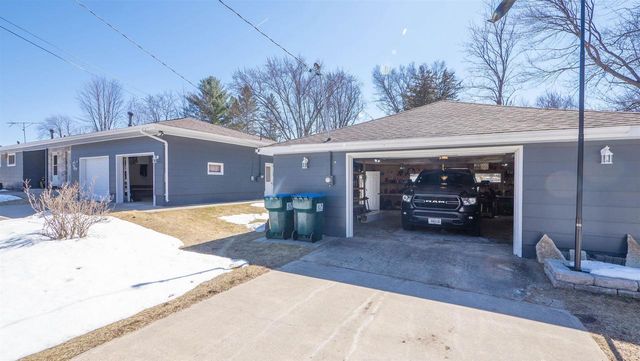 707 SUNSET DRIVE, Redgranite, WI 54970
