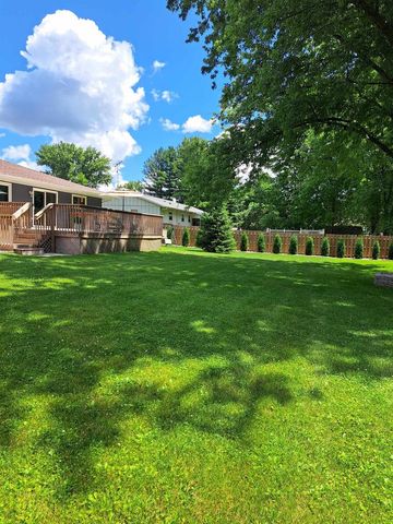 707 SUNSET DRIVE, Redgranite, WI 54970