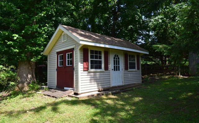 4 CAROL LN, Berwyn, PA 19312