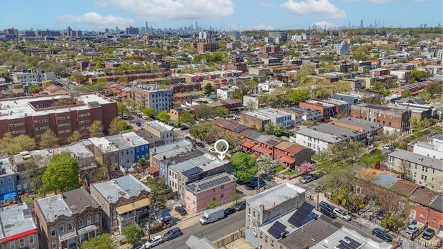 1086 Blake Avenue, Brooklyn, NY 11208