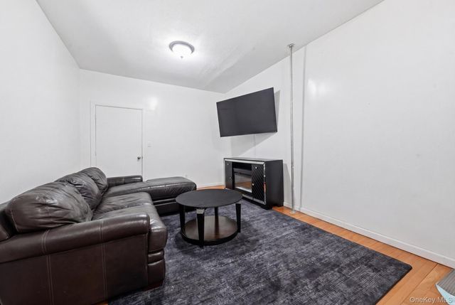 1086 Blake Avenue, Brooklyn, NY 11208