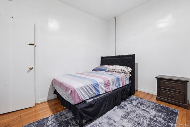 1086 Blake Avenue, Brooklyn, NY 11208