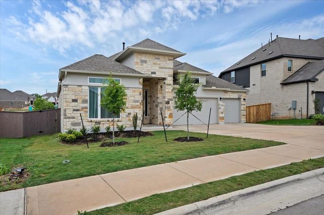 135 Independence DR, Kyle, TX 78640