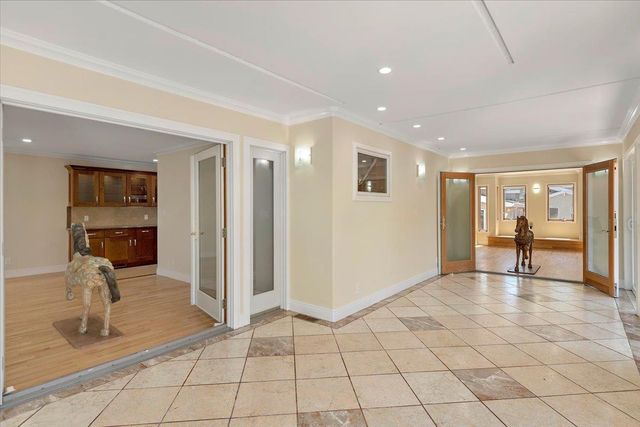 148 Kingsley Avenue, Palo Alto, CA 94301