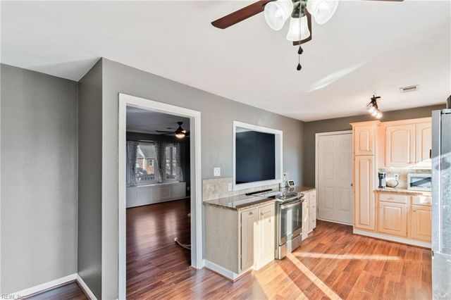 3227 Troy LN, Chesapeake, VA 23323