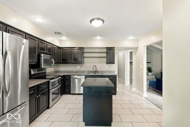 12825 Andover Drive, Carmel, IN 46033
