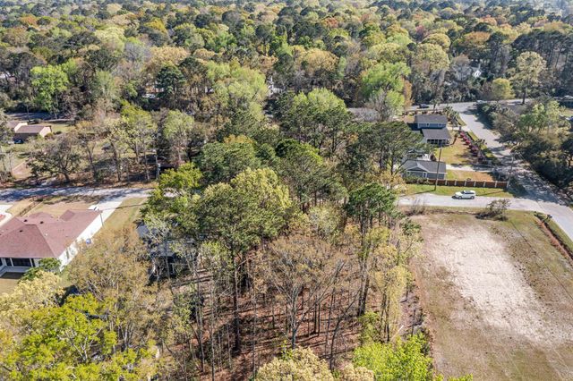 512 Coaxum Road, Mount Pleasant, SC 29464