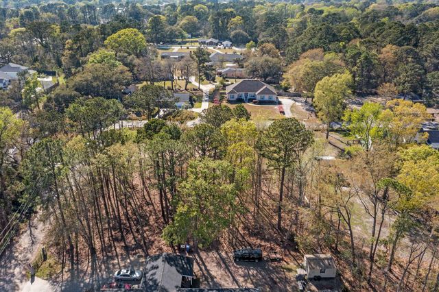 512 Coaxum Road, Mount Pleasant, SC 29464