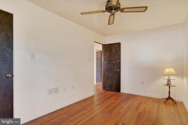 5924 DEVONSHIRE HEIGHTS RD, Harrisburg, PA 17112