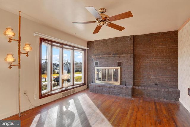 5924 DEVONSHIRE HEIGHTS RD, Harrisburg, PA 17112