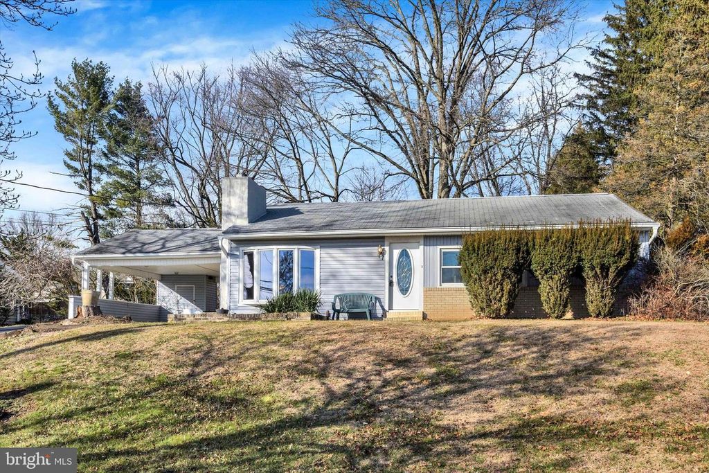 5924 DEVONSHIRE HEIGHTS RD, Harrisburg, PA 17112