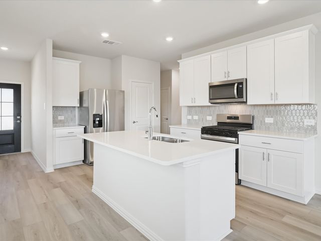 4127 Lavon Drive, Farmersville, TX 75442