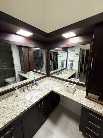 19231 NW 67th Place, Hialeah, FL 33015