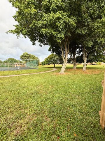 19231 NW 67th Place, Hialeah, FL 33015