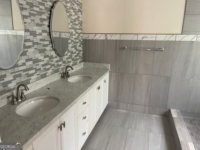 40 Woods Creek Court, Covington, GA 30016