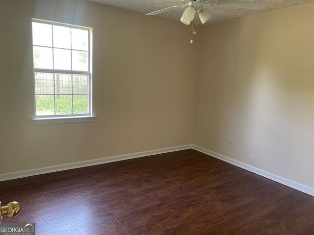 40 Woods Creek Court, Covington, GA 30016