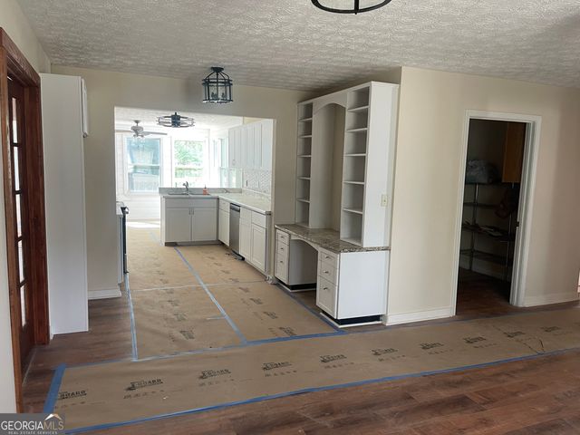 40 Woods Creek Court, Covington, GA 30016