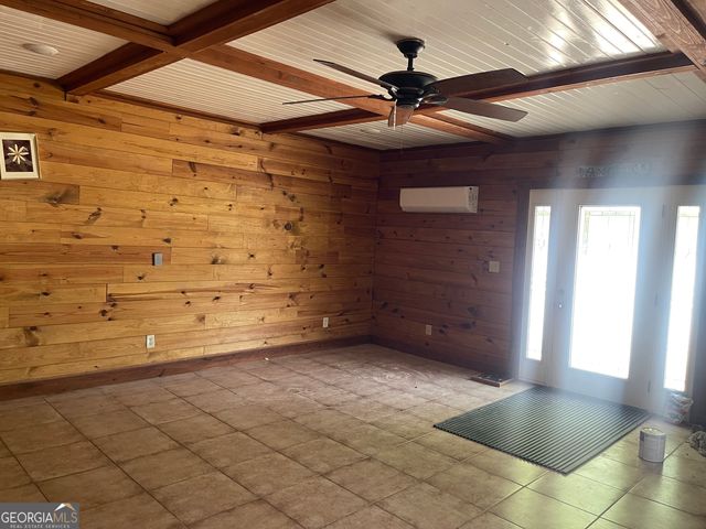 40 Woods Creek Court, Covington, GA 30016