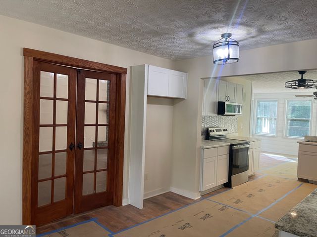 40 Woods Creek Court, Covington, GA 30016