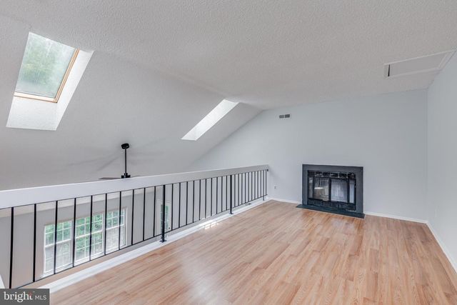 1804B DENHAM CT, Mount Laurel, NJ 08054