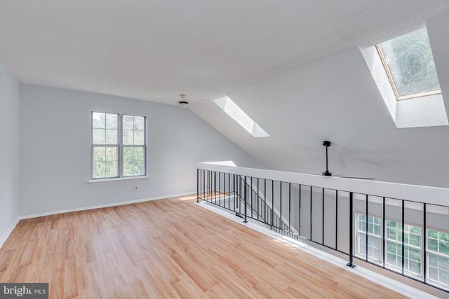 1804B DENHAM CT, Mount Laurel, NJ 08054