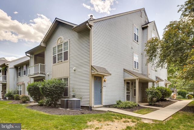 1804B DENHAM CT, Mount Laurel, NJ 08054