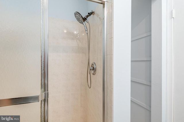 1804B DENHAM CT, Mount Laurel, NJ 08054