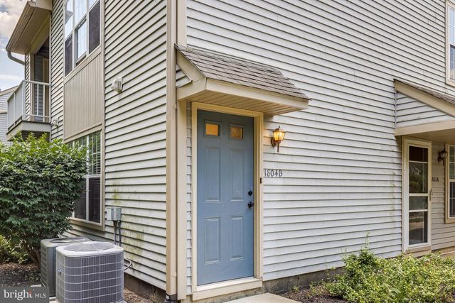 1804B DENHAM CT, Mount Laurel, NJ 08054