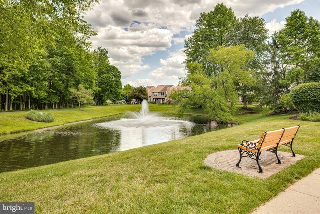 1804B DENHAM CT, Mount Laurel, NJ 08054