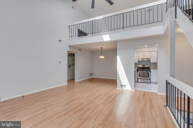 1804B DENHAM CT, Mount Laurel, NJ 08054
