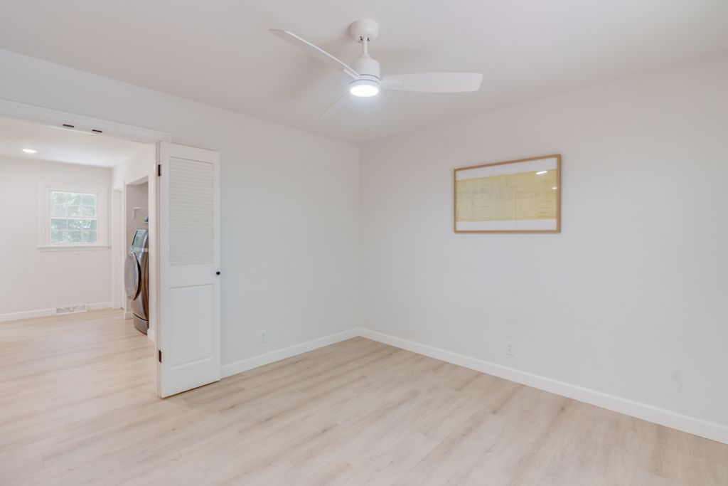 Image 12 of property listing at 19 Wildwood Drive, Mt Vernon, IL 62864