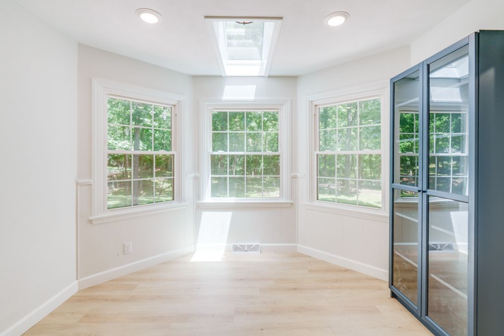 Image 19 of property listing at 19 Wildwood Drive, Mt Vernon, IL 62864