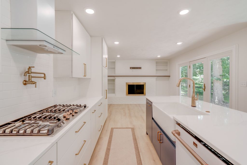 Image 26 of property listing at 19 Wildwood Drive, Mt Vernon, IL 62864
