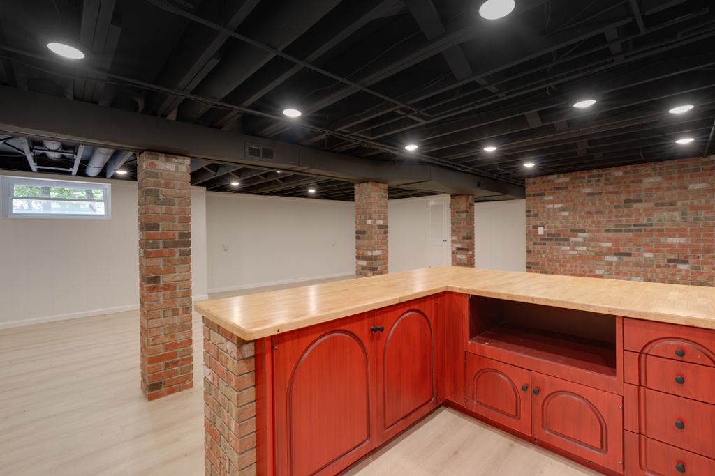 Image 55 of property listing at 19 Wildwood Drive, Mt Vernon, IL 62864