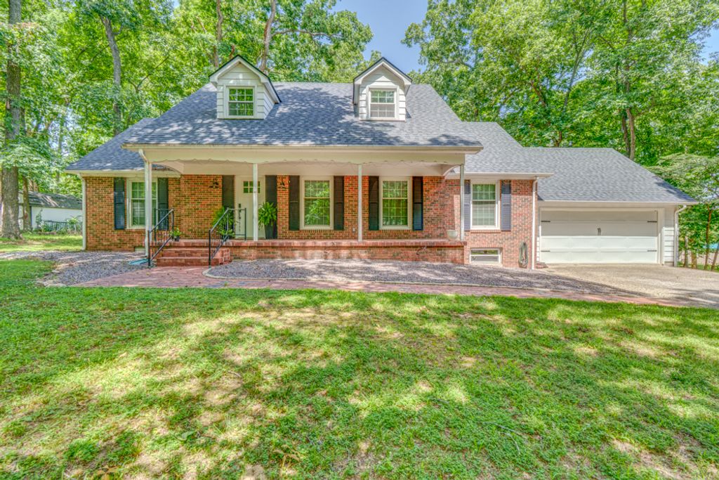 Image 60 of property listing at 19 Wildwood Drive, Mt Vernon, IL 62864