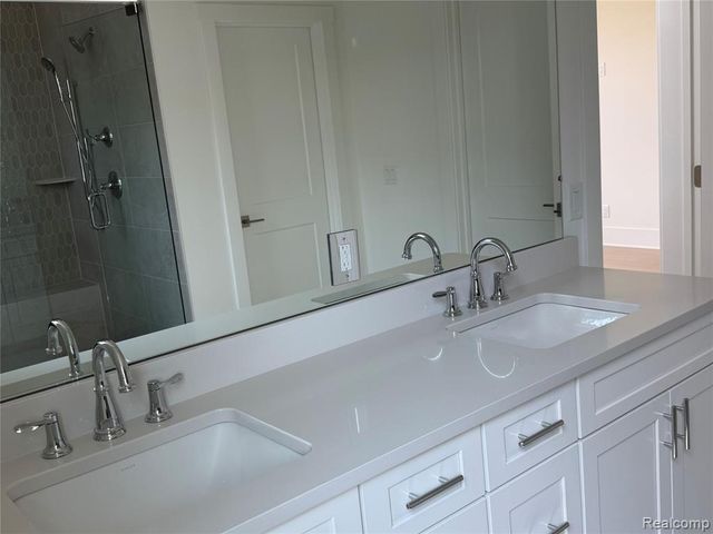 407 S Center Street 29, Northville, MI 48167