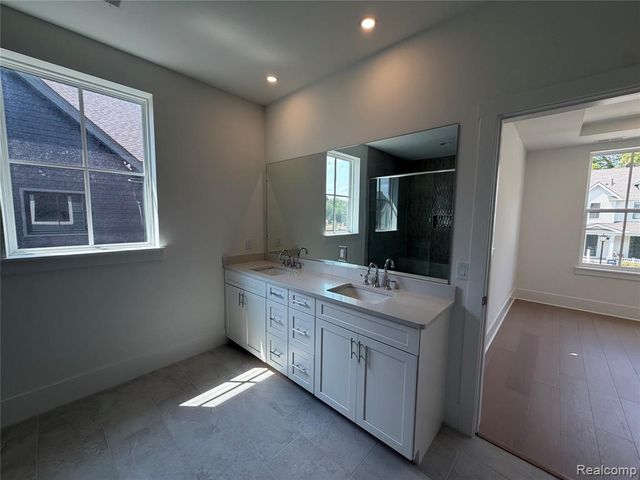 407 S Center Street 29, Northville, MI 48167