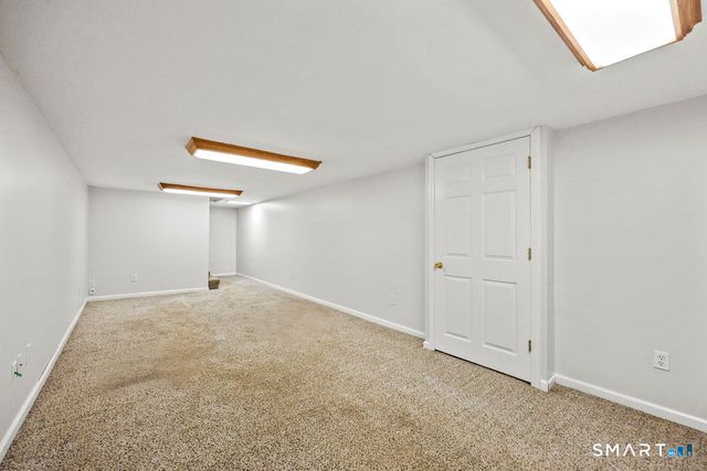 7 Farmstead Lane, Ellington, CT 06029