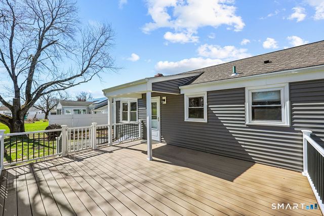 7 Farmstead Lane, Ellington, CT 06029